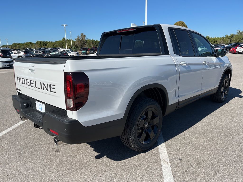 Thumbnail: 2026 Honda Ridgeline - 3