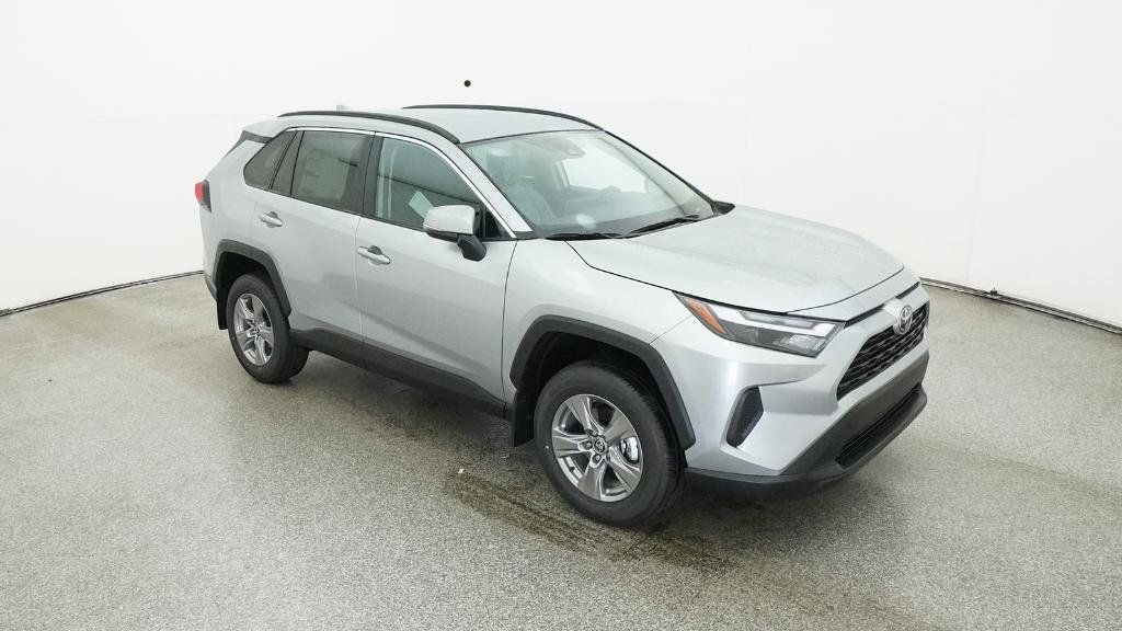 Thumbnail: 2025 Toyota RAV4 - 18