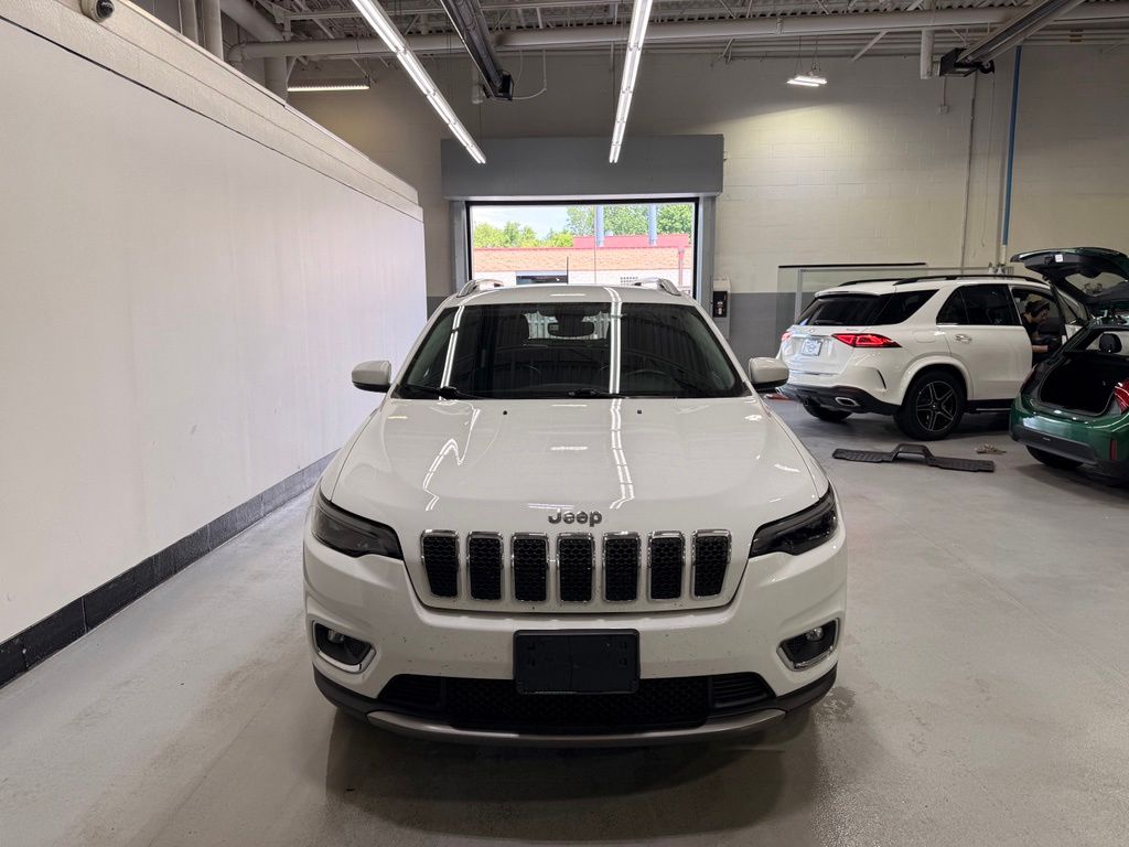 Thumbnail: 2019 Jeep Cherokee - 8