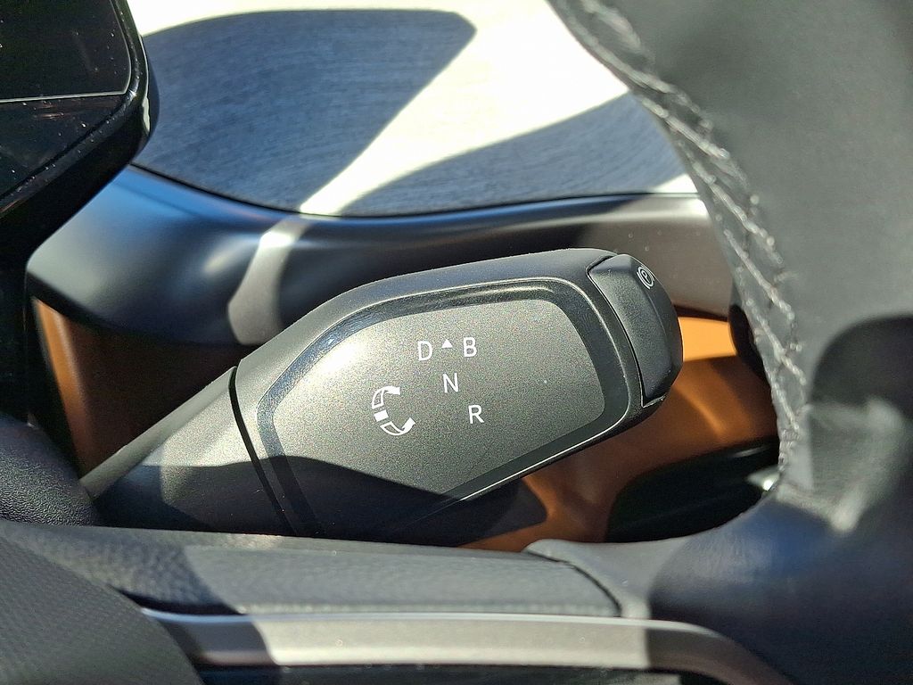 Thumbnail: 2025 Volkswagen ID.Buzz - 13