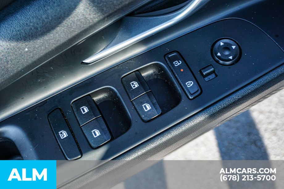 Used 2024 Gray Hyundai SEL image 47