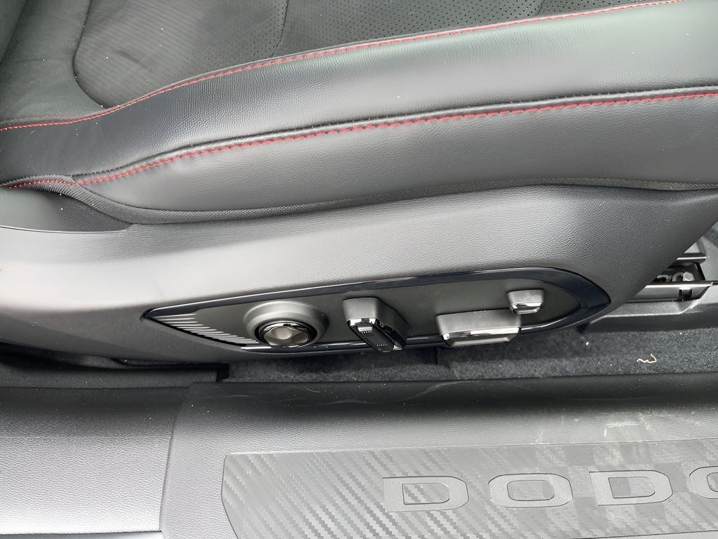 New Car 2025 Dodge Charger  R/t Scat Pack For Sale Under $60,000 In Austin, Texas