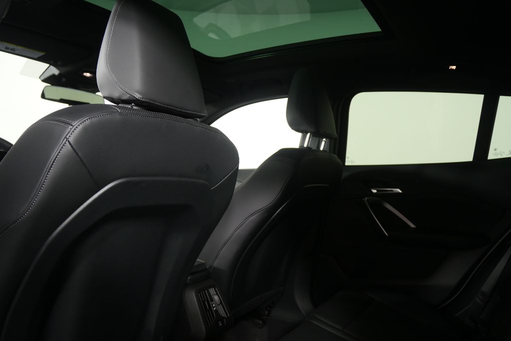 Thumbnail: 2026 BMW X2 - 16