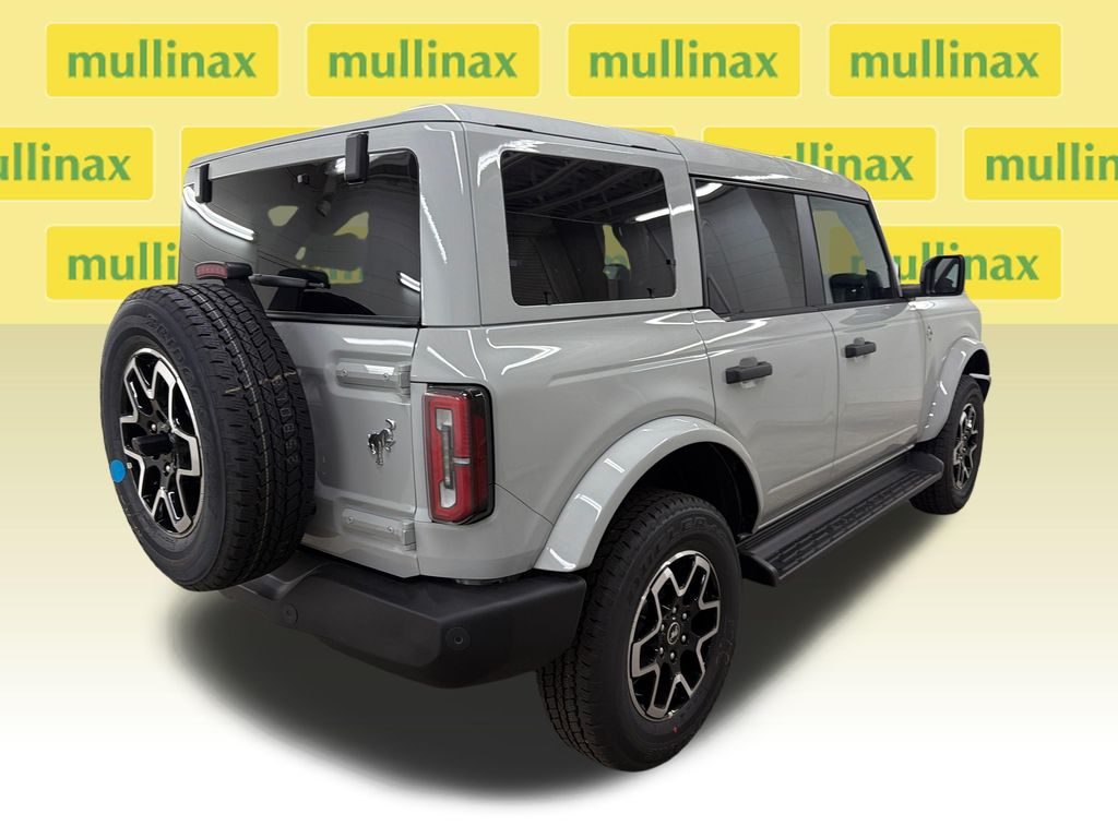 New 2026 White Ford Outer Banks image 3