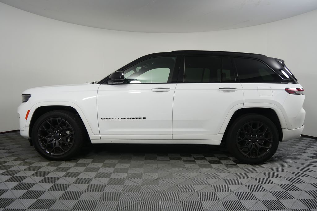 Thumbnail: 2025 Jeep Grand Cherokee - 6