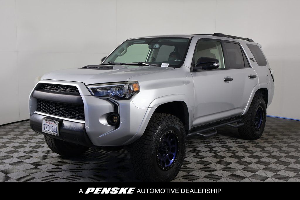 Thumbnail: 2017 Toyota 4Runner - 1