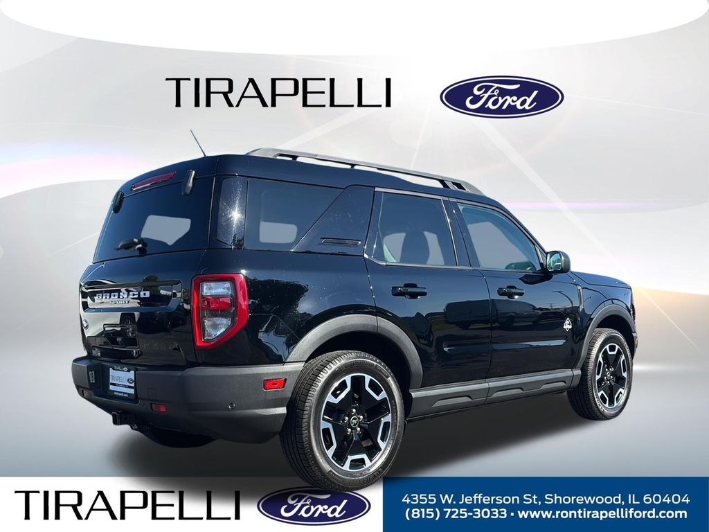 Certified Used 2023 Black Ford Outer Banks image 12