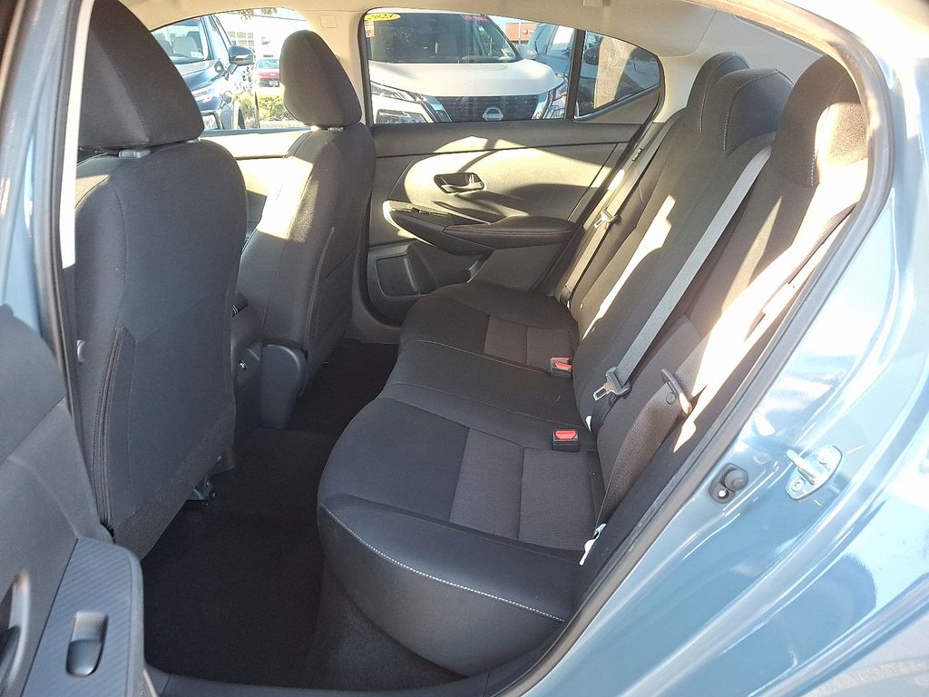 Thumbnail: 2024 Nissan Sentra - 10