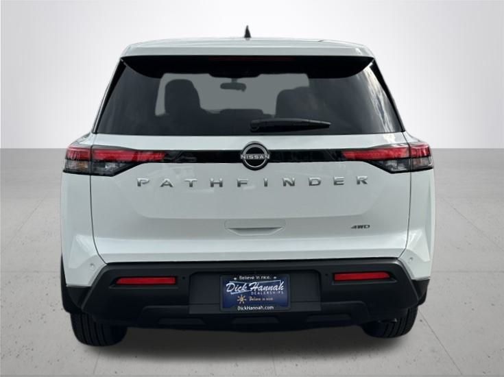 2025 Nissan Pathfinder S