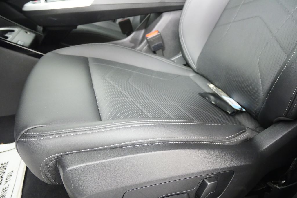 Thumbnail: 2024 BMW X1 - 9