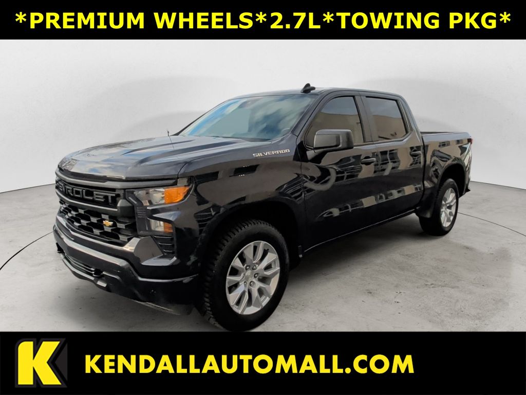 Pre-Owned 2023 Chevrolet Silverado 1500 Custom RWD 4D Crew Cab
