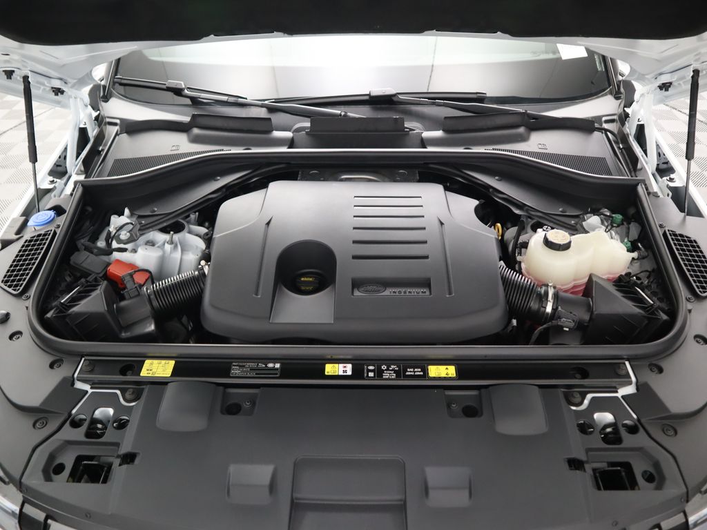 Thumbnail: 2025 Land Rover Range Rover Sport - 30