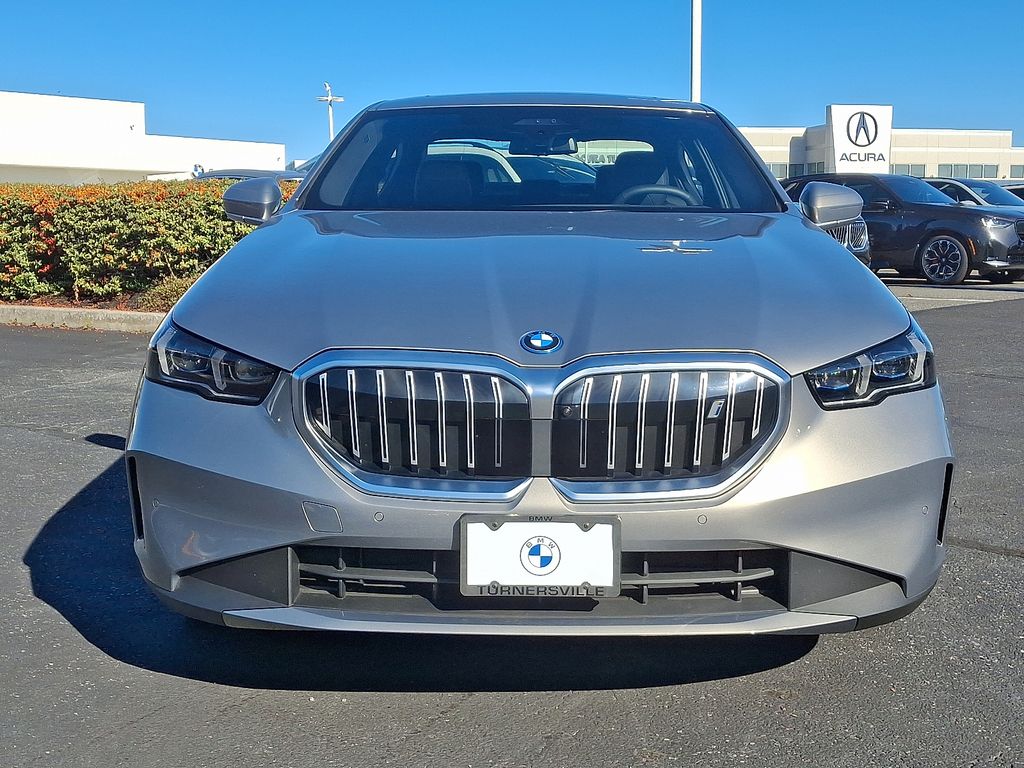 Thumbnail: 2025 BMW i5 - 2