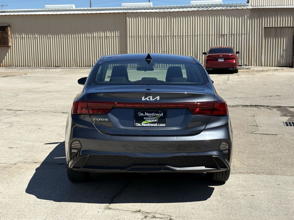 2024 Kia Forte LXS - 5