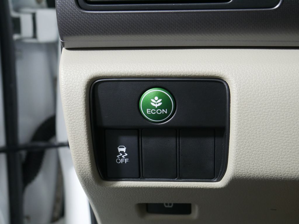 Thumbnail: 2015 Honda Accord - 20