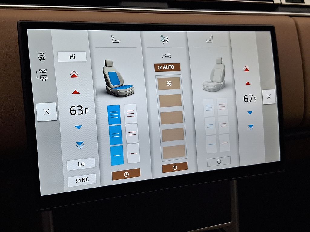 Thumbnail: 2025 Land Rover Range Rover - 12