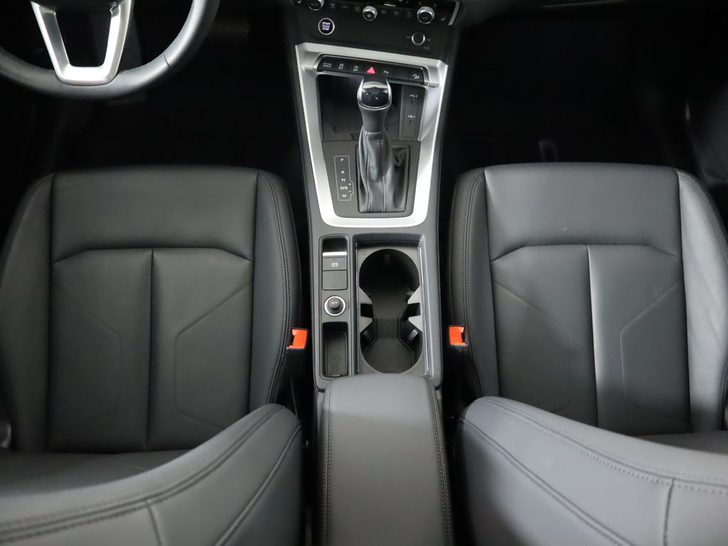 Thumbnail: 2024 Audi Q3 - 16