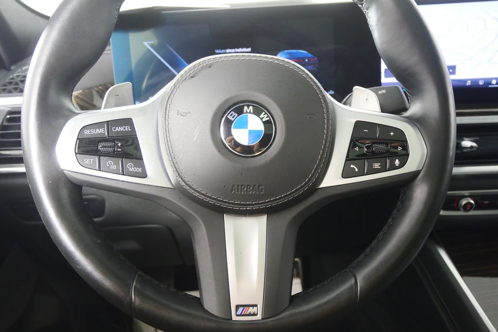 Thumbnail: 2025 BMW X6 - 21