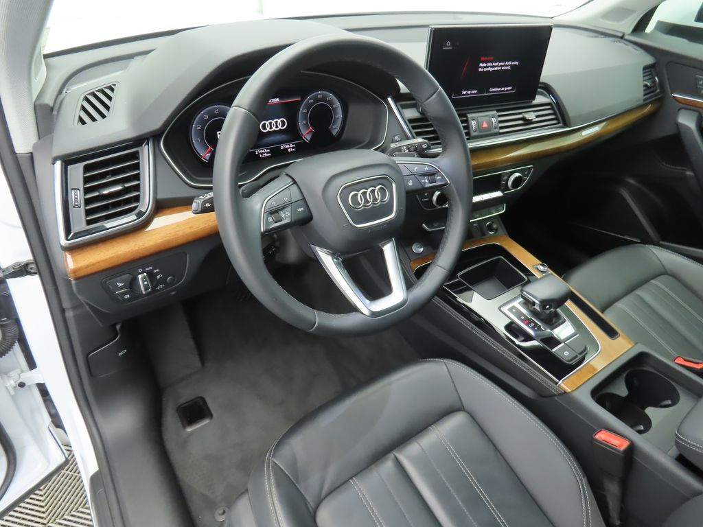 Thumbnail: 2023 Audi Q5 - 9