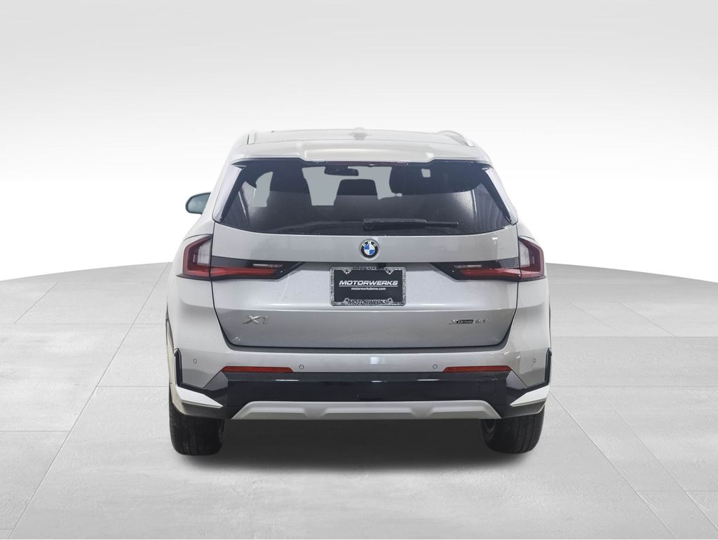 Thumbnail: 2026 BMW X1 - 4