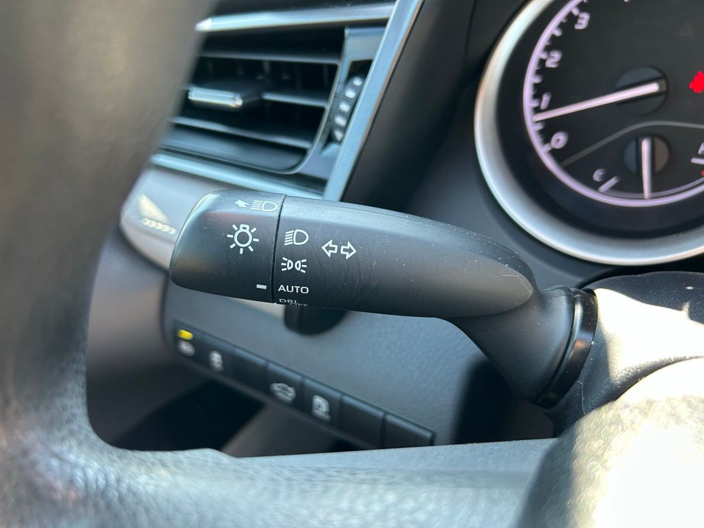 Thumbnail: 2023 Toyota Camry - 22