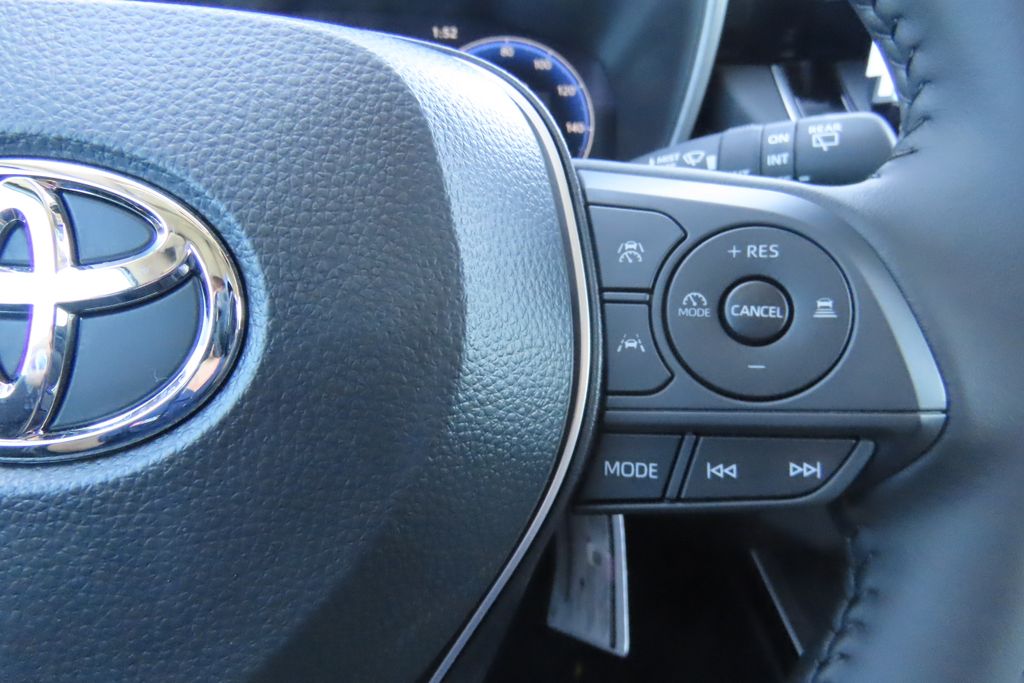 Thumbnail: 2026 Toyota Corolla Cross - 12