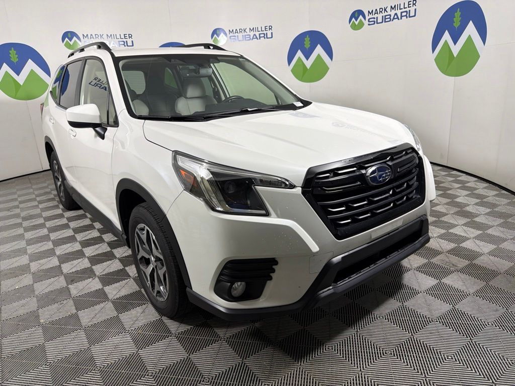 2023 Subaru Forester Premium