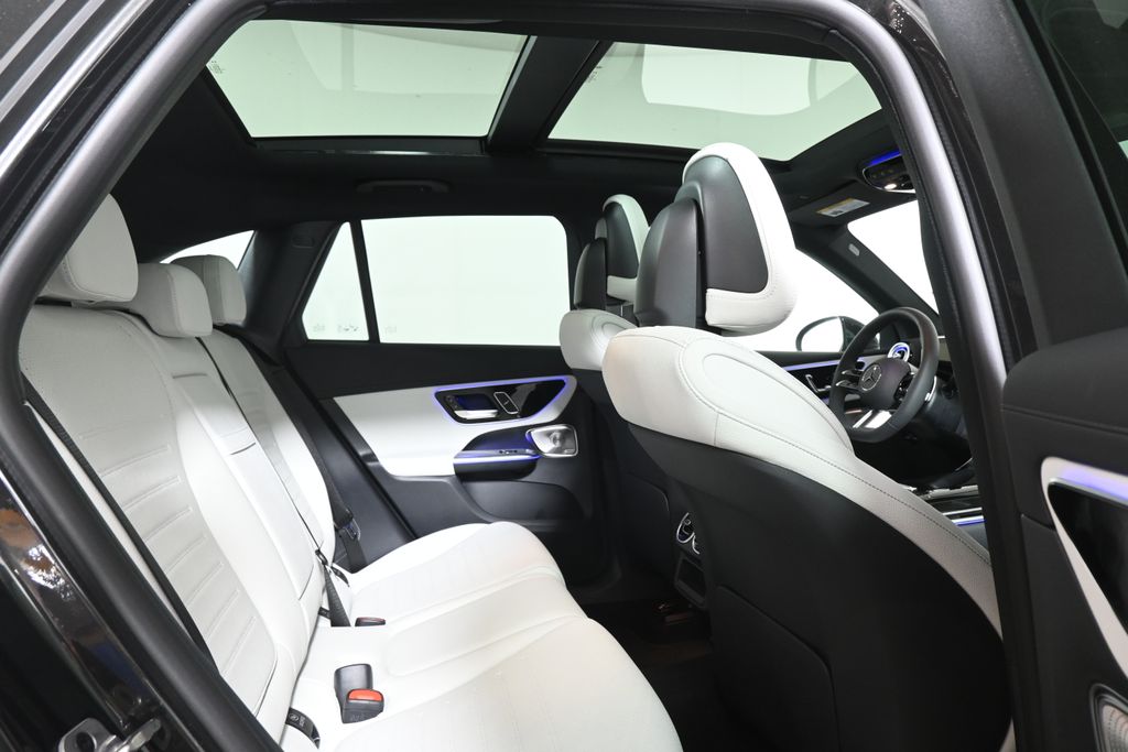 2025 Mercedes-Benz GLC 300 18
