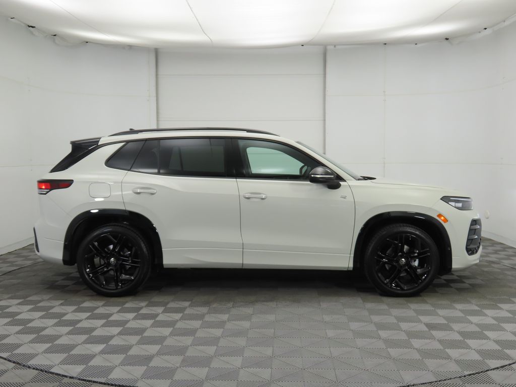 Thumbnail: 2026 Volkswagen Tiguan - 4