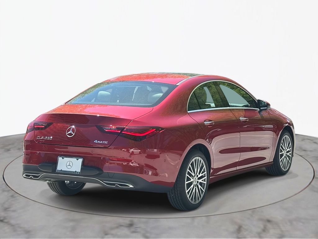 2025 Mercedes-Benz CLA 250 4