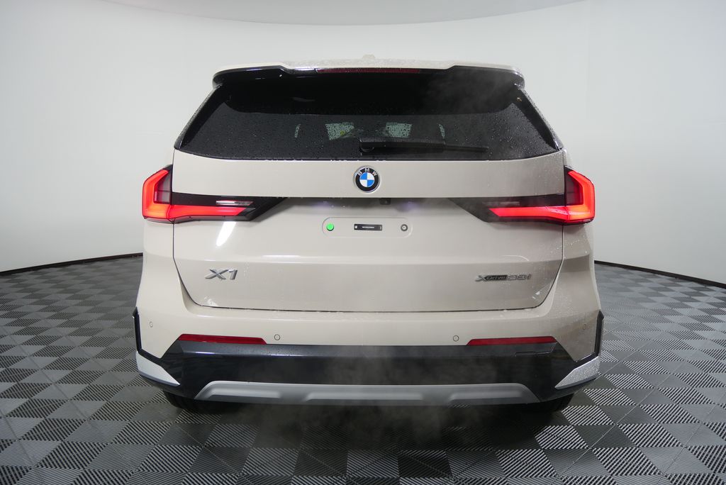 Thumbnail: 2026 BMW X1 - 4