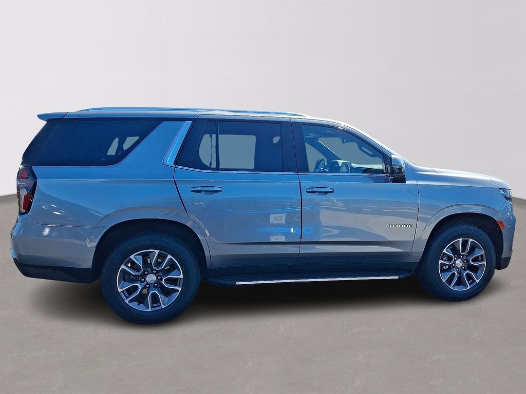 Thumbnail: 2023 Chevrolet Tahoe - 7