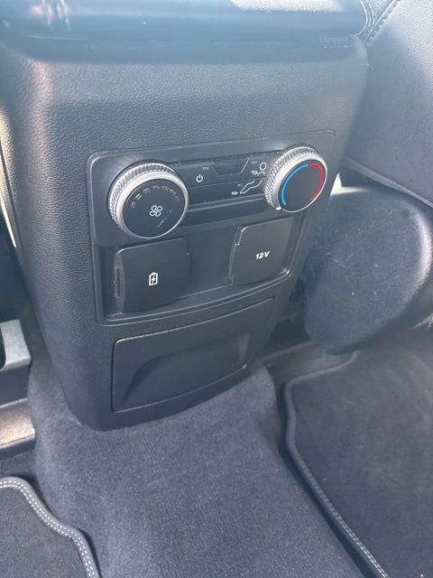 FordExplorer21