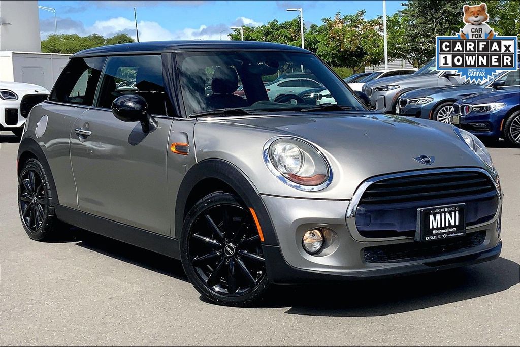 2018 MINI Cooper Oxford Edition FWD