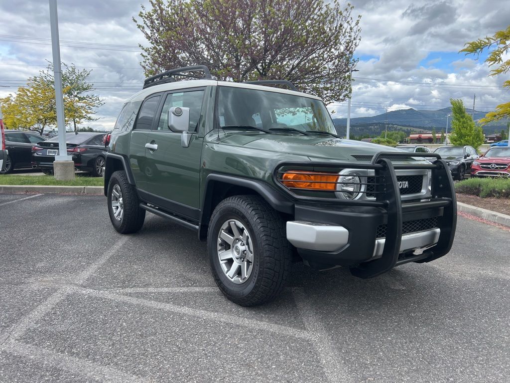 2011 Toyota FJ Cruiser 4x4's photo