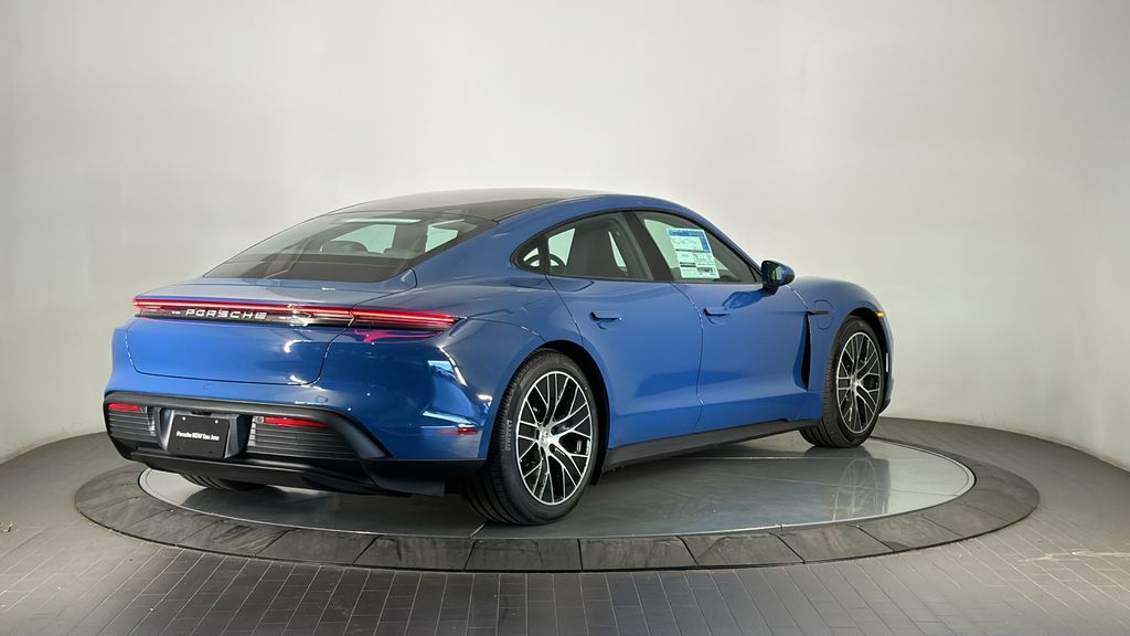Thumbnail: 2025 Porsche Taycan - 7