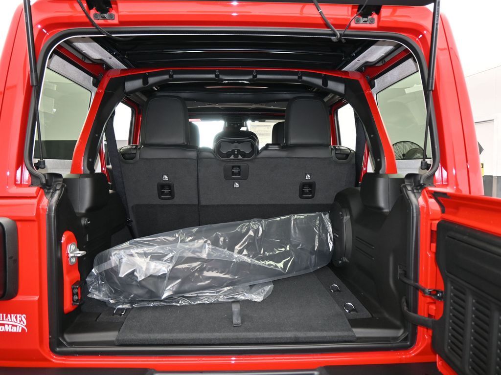 New 2026 Firecracker Red Clearcoat Jeep Rubicon X image 36