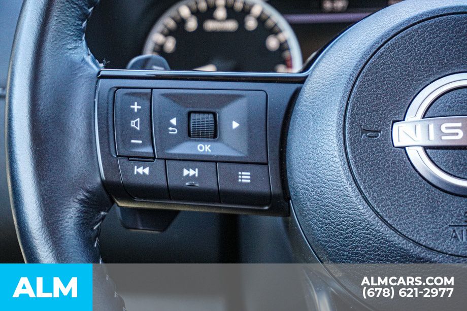 Used 2025 Black Nissan SL image 31