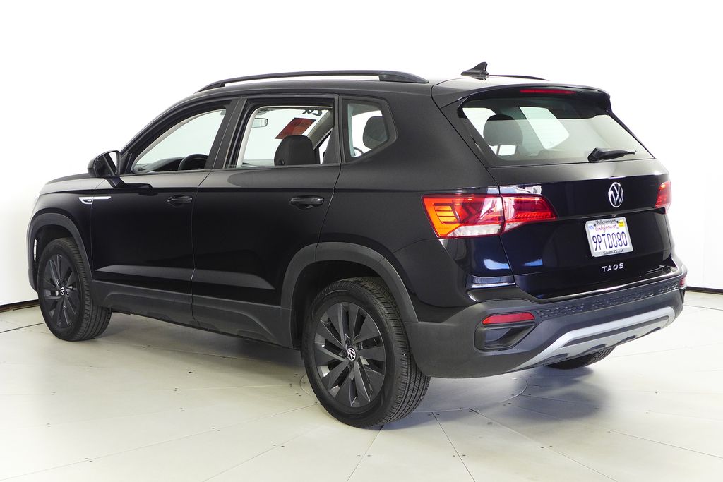 Thumbnail: 2024 Volkswagen Taos - 9