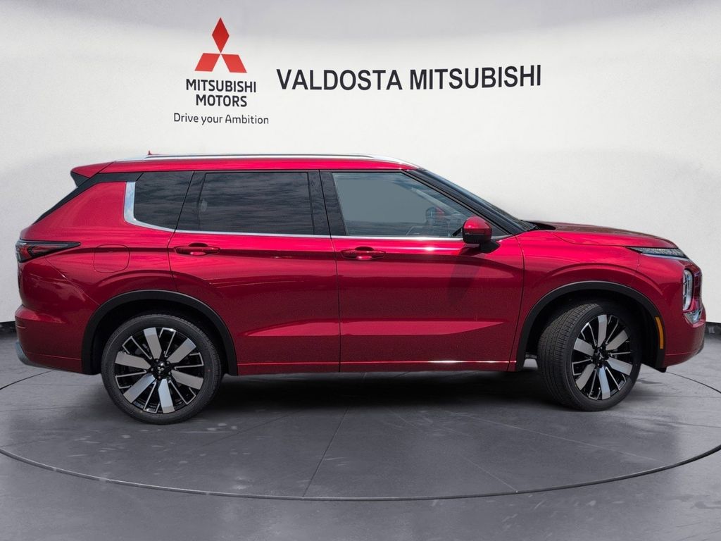 New 2026 Mitsubishi Outlander SUV