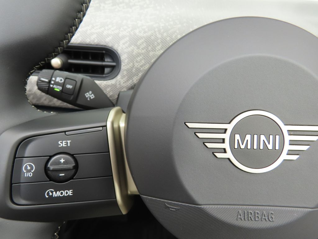 Thumbnail: 2025 MINI Cooper Convertible - 19