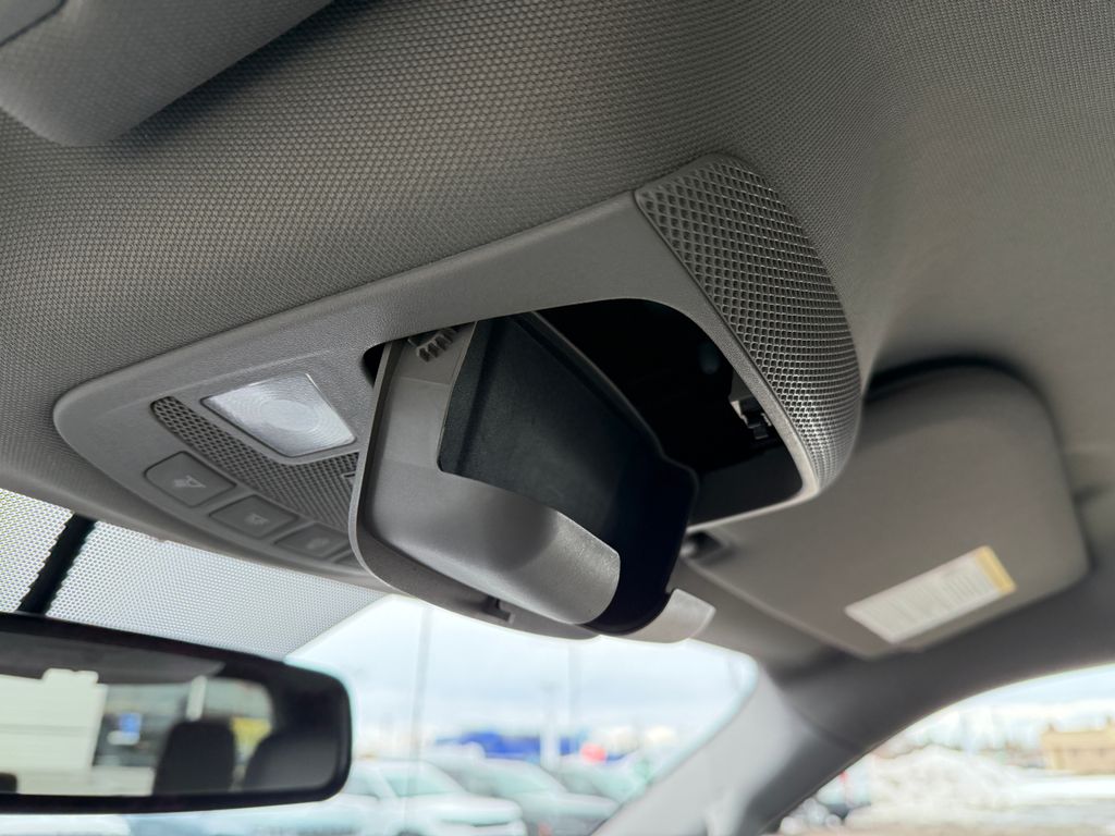 Used 2018 Red Ford XLT image 52