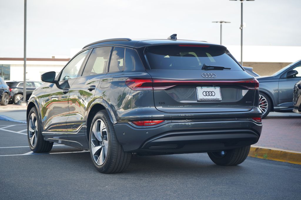 2025 Audi Q6 e-tron Premium 3