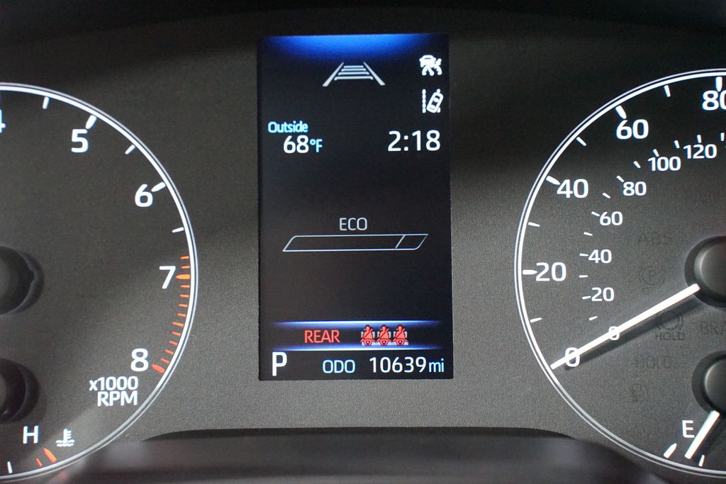 Thumbnail: 2025 Toyota Corolla Cross - 16