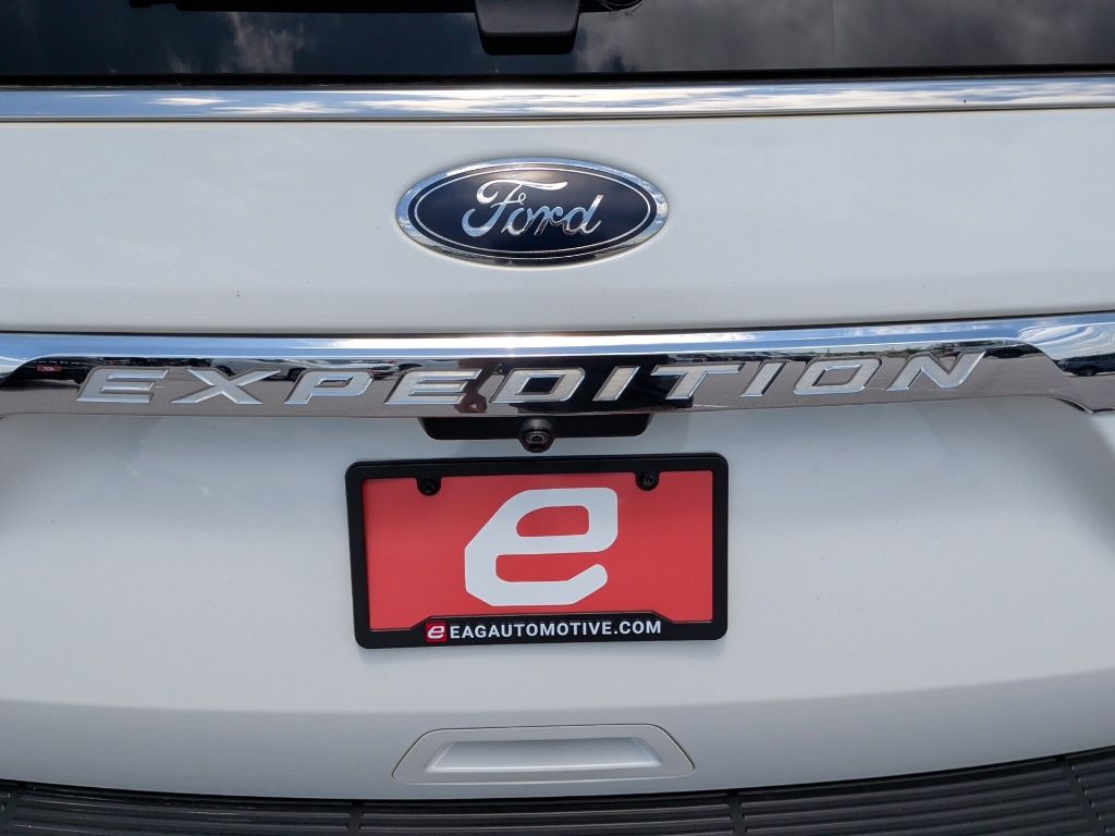 2021 Ford Expedition Max XLT White at Toyota of Victoria