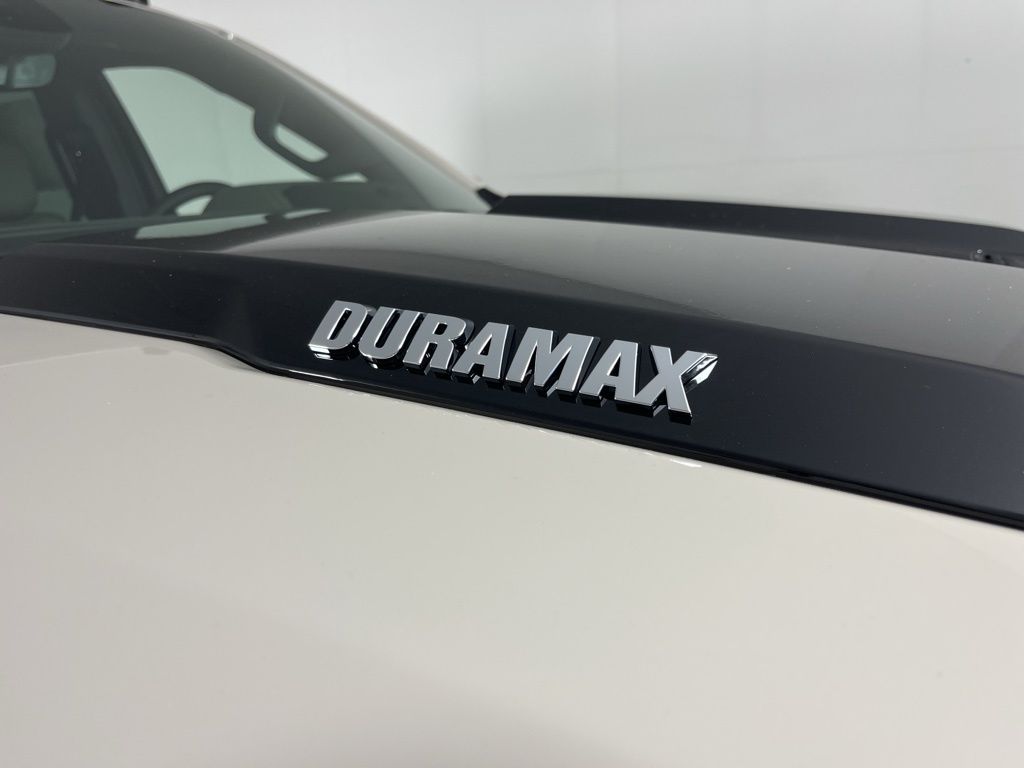 Thumbnail: 2026 Chevrolet Silverado 1500 - 8