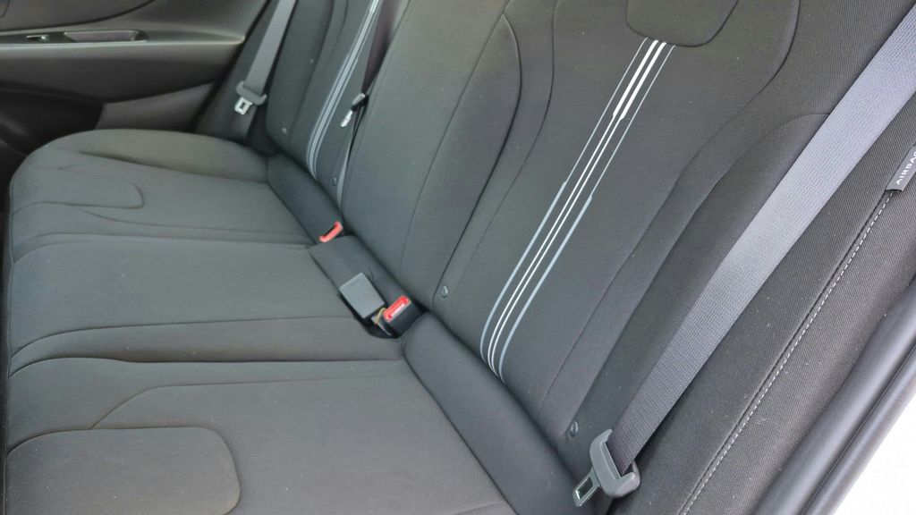 2026 Hyundai Elantra Hybrid