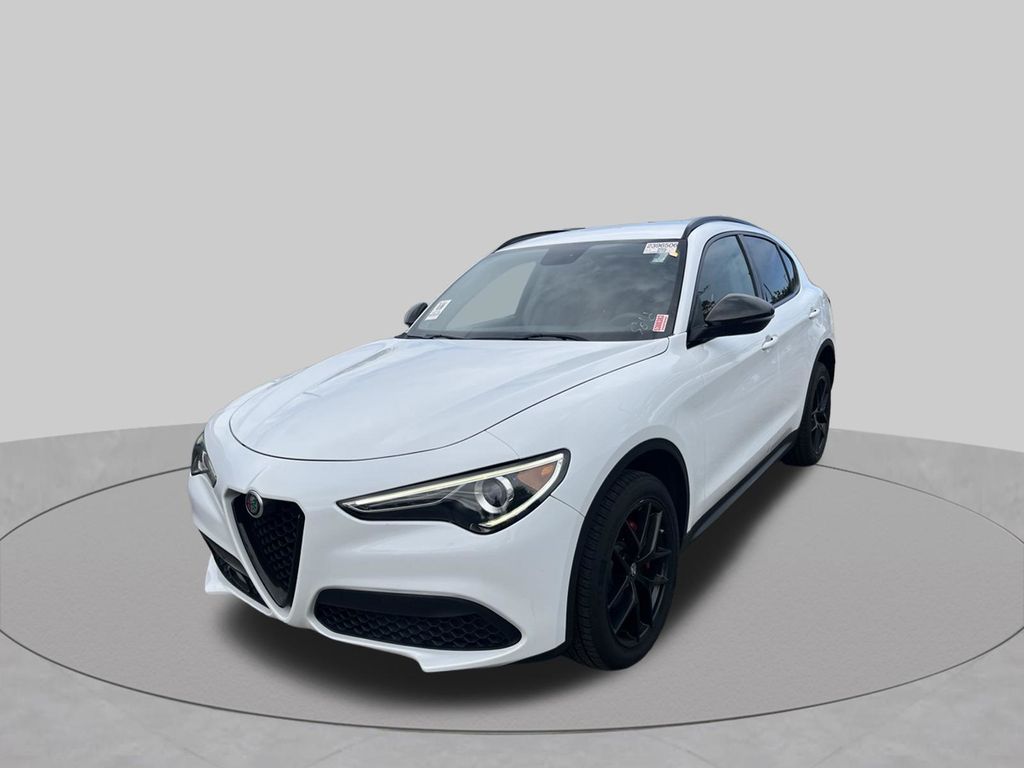 Alfa White 2019 Alfa Romeo Stelvio SUV / Crossover Rear-Wheel Drive 8-Speed Automatic