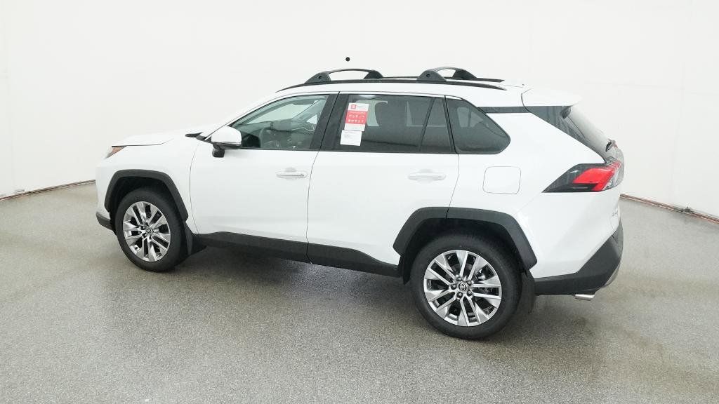 Thumbnail: 2025 Toyota RAV4 - 29