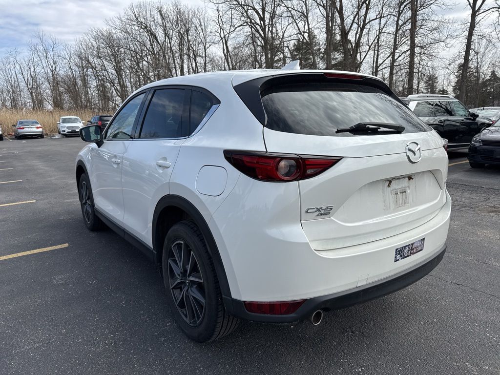 Used 2017 White Mazda Grand Touring image 9